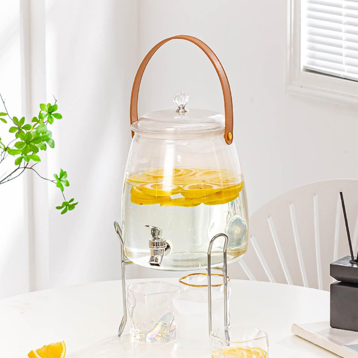 Food Grade Large Capacity Water Container with Spigot X822